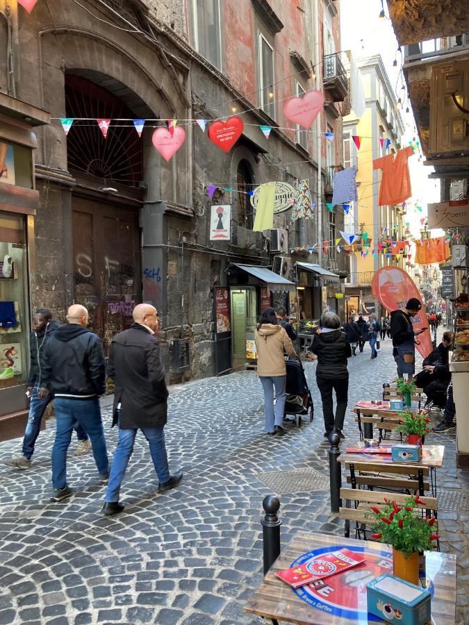 La Casa Blu Nel Cuore Storico Di Napoli Exterior photo